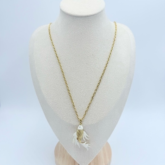 Elegant Gold Tone Enamel Fish Pendant Long Necklace With Rhinestone Eyes - Picture 3 of 8